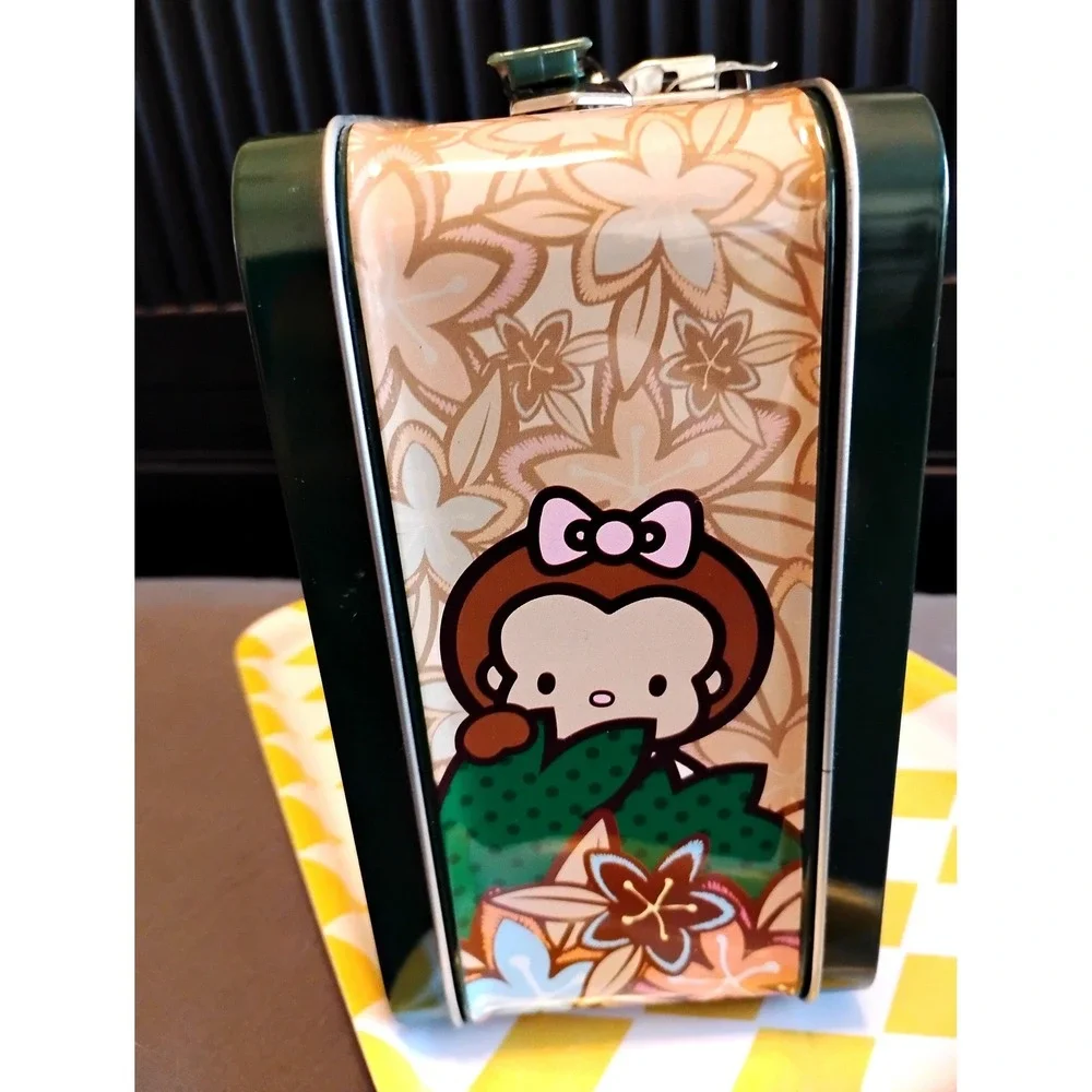 Rare 2010 Sanrio Hello Kitty Embossed Safari Tin #sanriocore  #loungefly #y2k